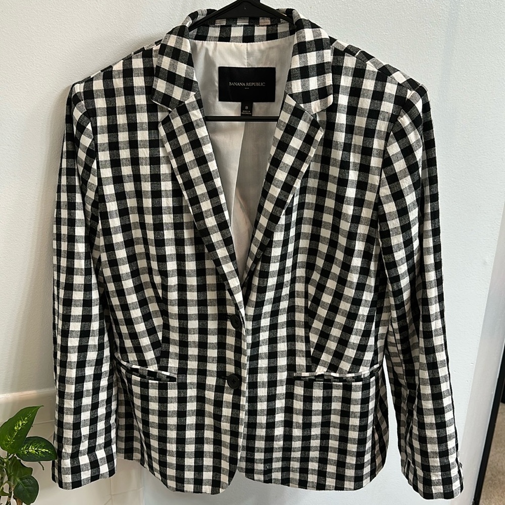 Banana Republic linen blazer
